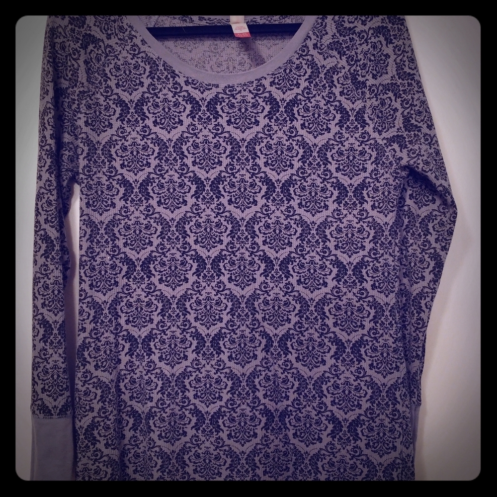 Woman's thermal tee